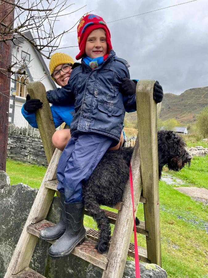 Yr Hen Siop - 4 Bed Welsh Cottage In Snowdonia Penmachno Экстерьер фото